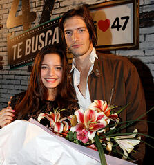 Emilia junto a Iván de Pineda cuando ganó la competencia